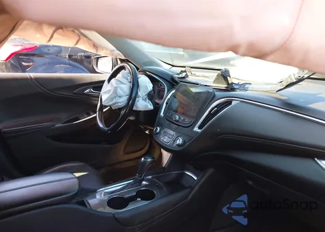 2020 Chevrolet Malibu Fwd Lt z USA, uszkodzony, nr VIN 1G1ZD5ST5LF151765